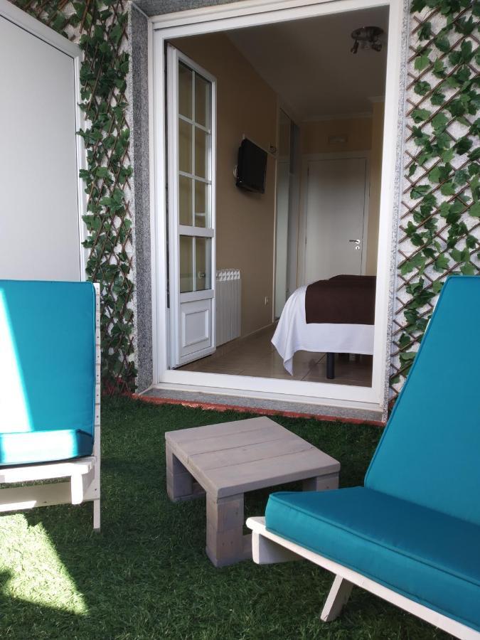 Hostal Stella Del Mare กามาริญาส ภายนอก รูปภาพ